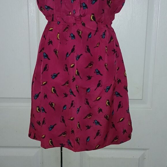 Accidentally in Love magenta bird print dress sleeveless fit and flare Sz M NWOT - Picture 2 of 7